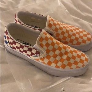 Vans Classic Sneaker multi-colored checker.(Women)